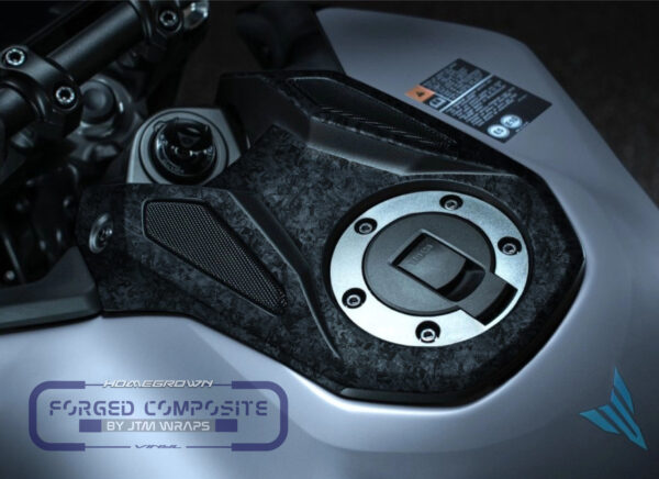Adhesivo carbono forjado premium tapa depósito Yamaha MT-09 2024