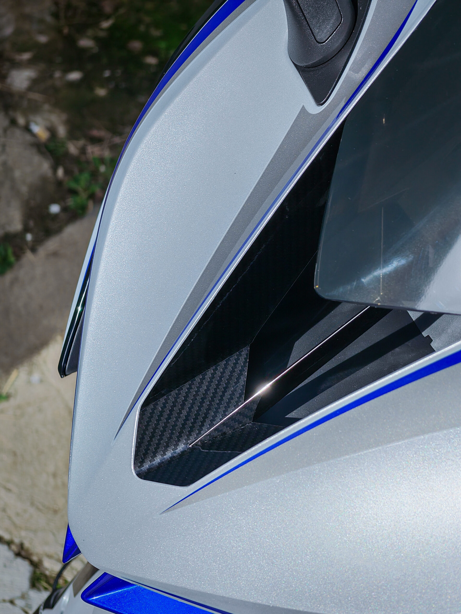 adhesivo ram air zontes 703 rr - Imagen 2